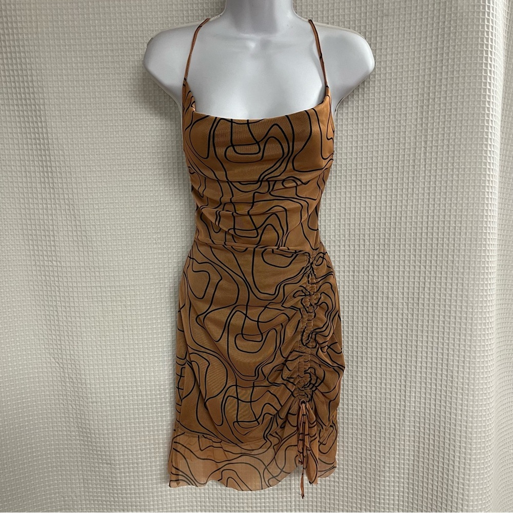 Pretty little thing, ladies, nude abstract line, print body con dress size 6